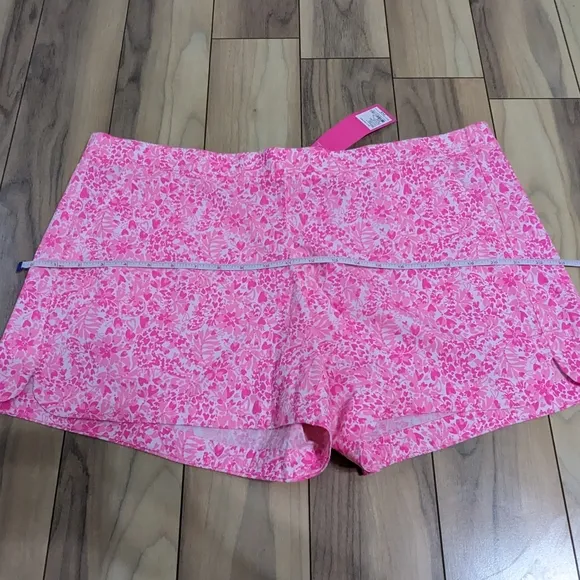 NWT! Lilly Pulitzer Ocean View Shorts Pink Shady Invest A Gator Size XL