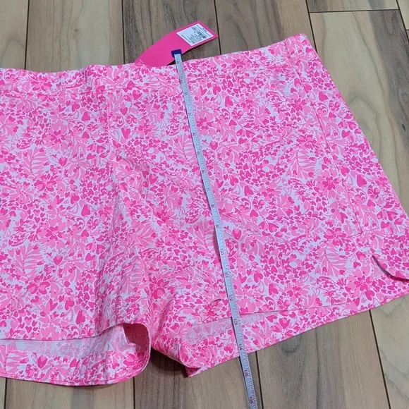 NWT! Lilly Pulitzer Ocean View Shorts Pink Shady Invest A Gator Size XL