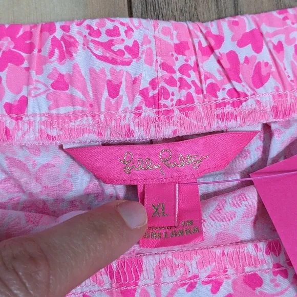 NWT! Lilly Pulitzer Ocean View Shorts Pink Shady Invest A Gator Size XL
