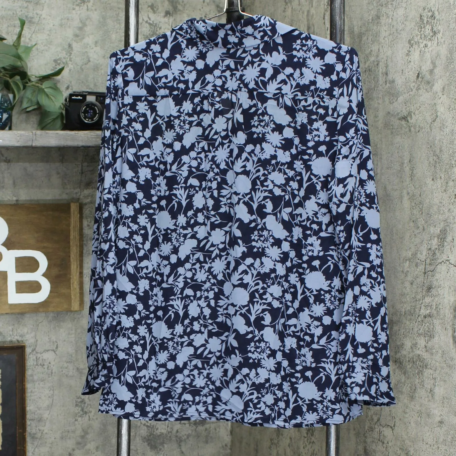 NWT Susan Graver Women's Printed Woven Long-Sleeve Pullover Top Small