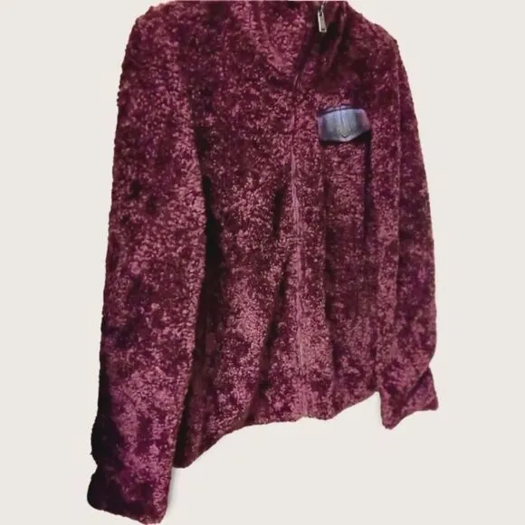 PENDLETON Women's Maroon Heavy Sherpa Jacket.