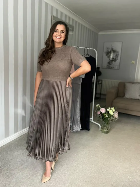 Pink Short Sleeve Pleated Jumper Dress