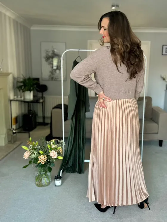 Pink Short Sleeve Pleated Jumper Dress