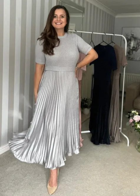 Pink Short Sleeve Pleated Jumper Dress
