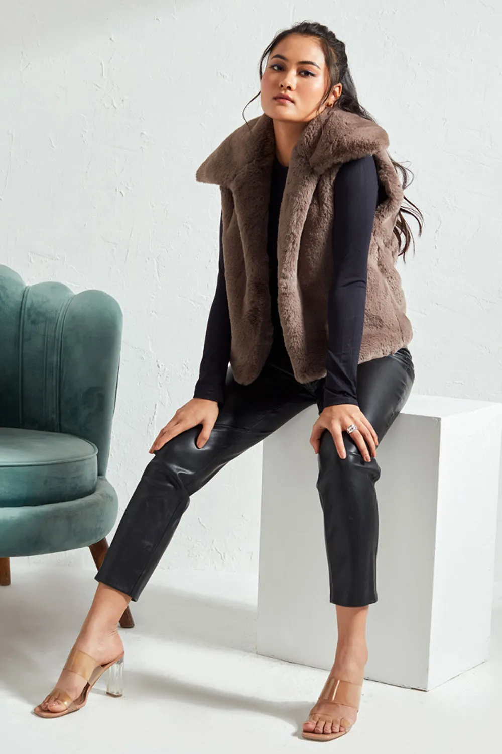 Rebato Collar Jacket