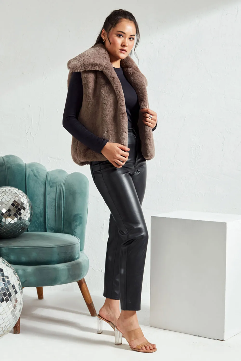 Rebato Collar Jacket