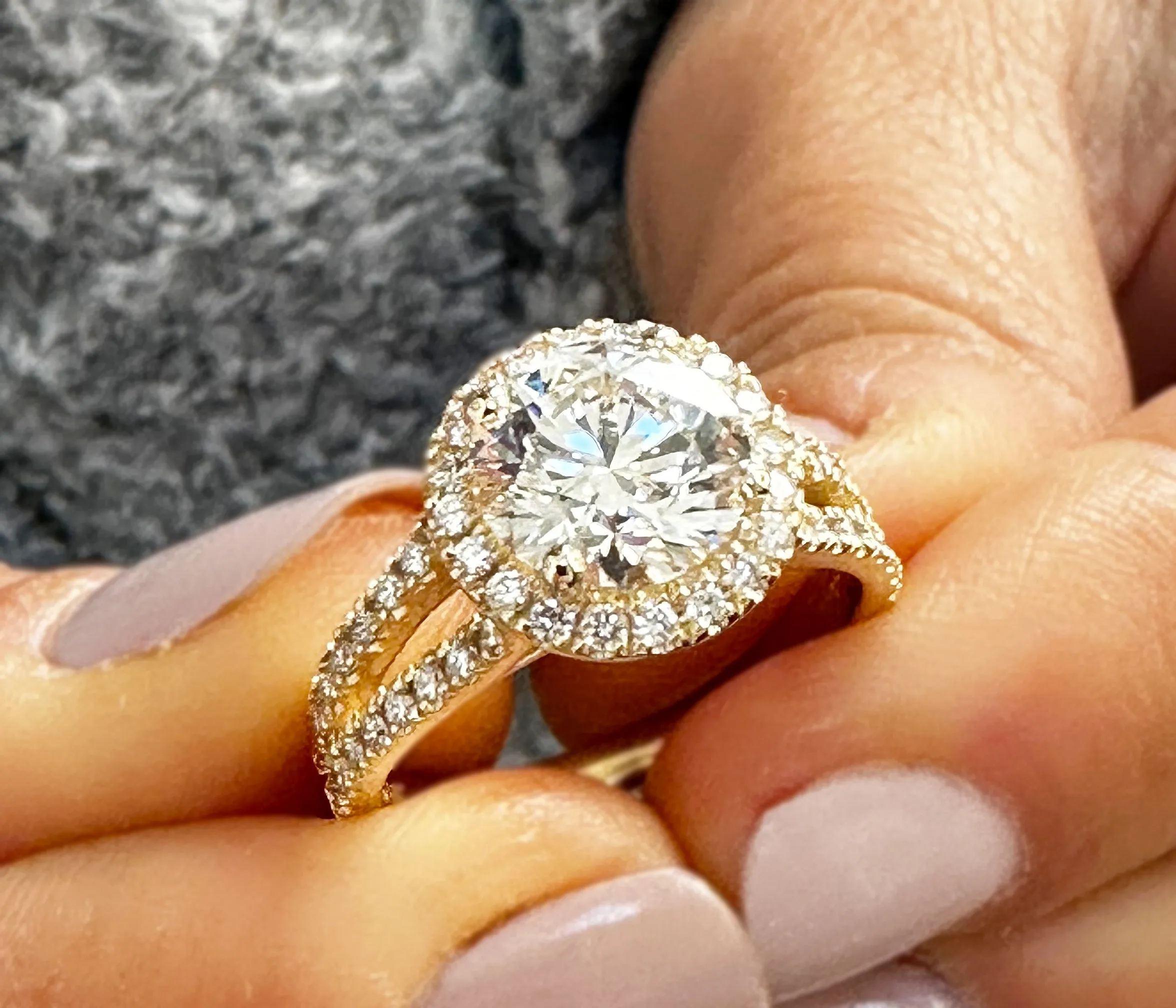 Round Cut Moissanite Engagement Ring Halo Style In 14k Solid Yellow Gold Split Shank Style Wedding Ring Women's Bridal Ring 2.20ctw
