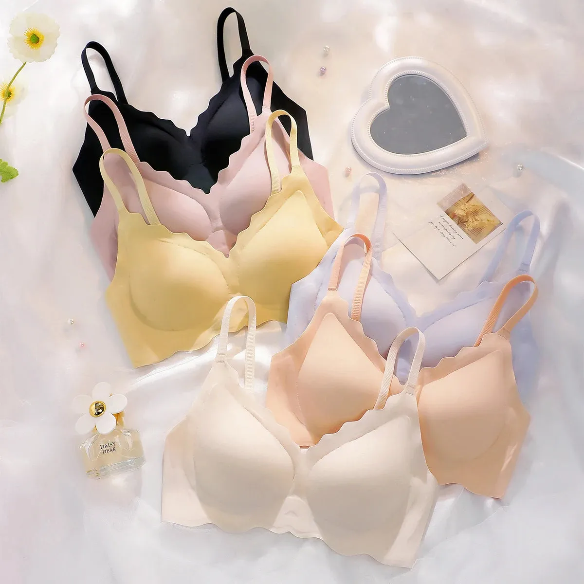 Seamless Women's Underwear: Comfortable, Breathable, and Supportive Bra without Steel Rings - Adjustable and Slim-Fitting Design