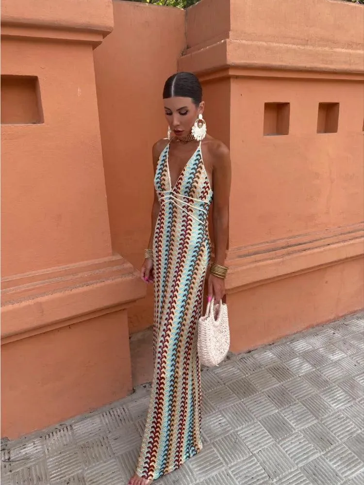 Summer Belle™ | Women's Deep V-Neck Sleeveless Halter Dress | Lightweight Fabric, Breathable Design, Perfect for Warm Weather