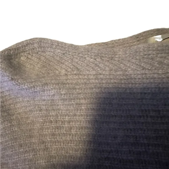 Talbots 100% Cashmere Soft Women's Sweater Sz. Large Grey