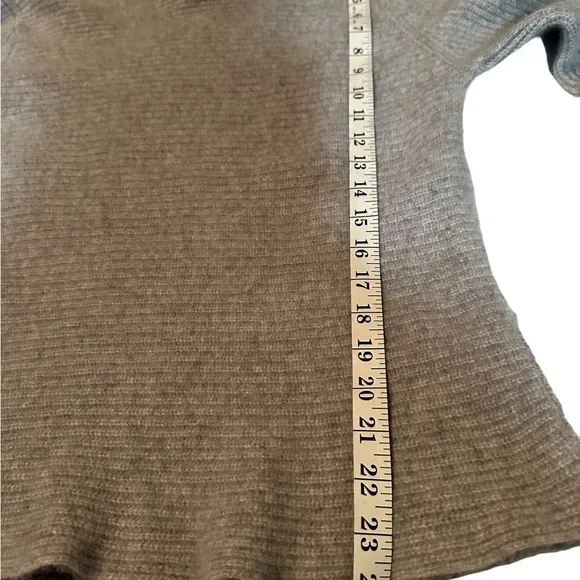 Talbots 100% Cashmere Soft Women's Sweater Sz. Large Grey