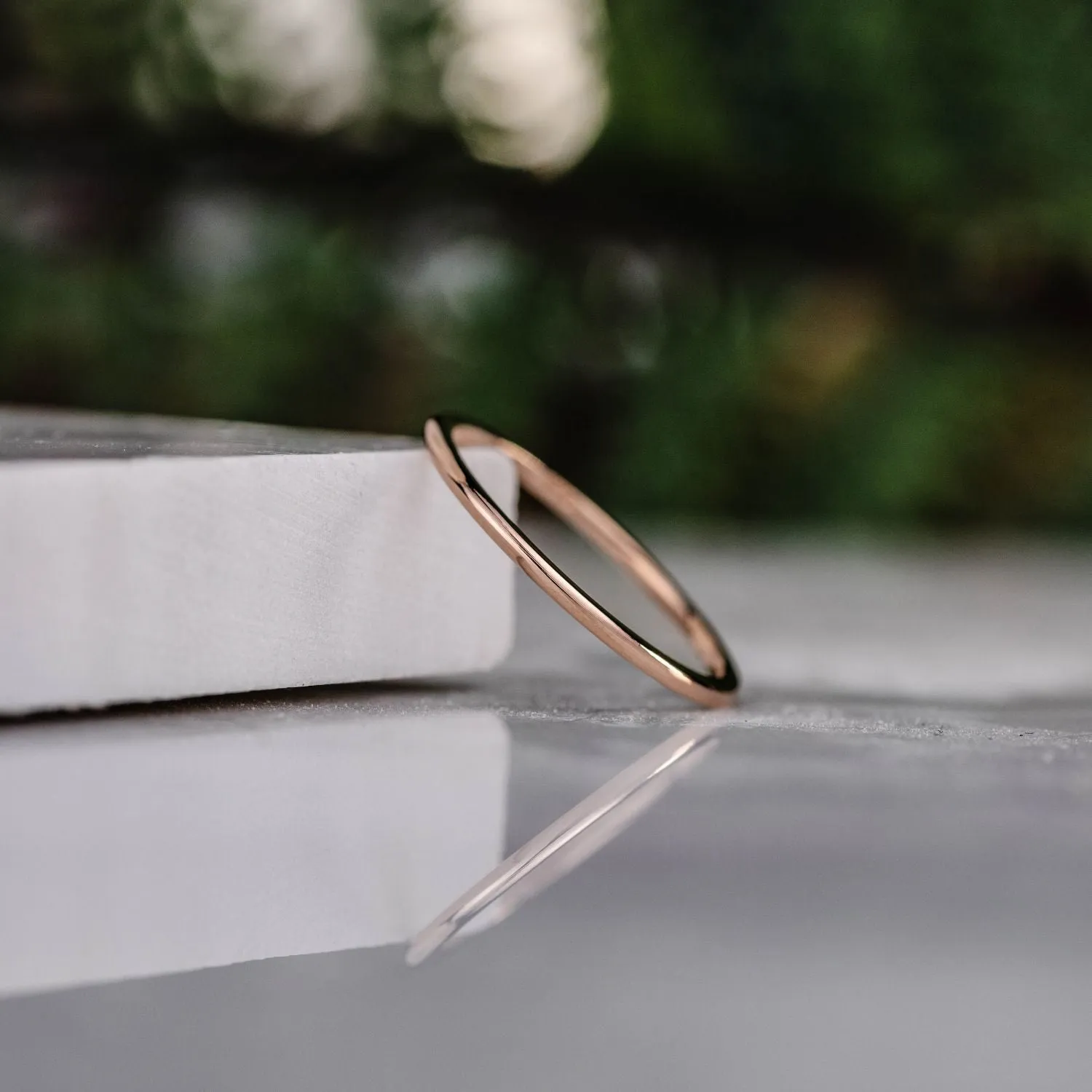 The Meridian | 1mm Women's Rose Gold Stacking Ring