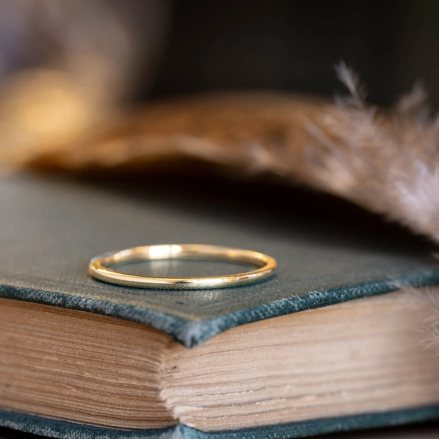 The Meridian | 1mm Women's Yellow Gold Stacking Ring