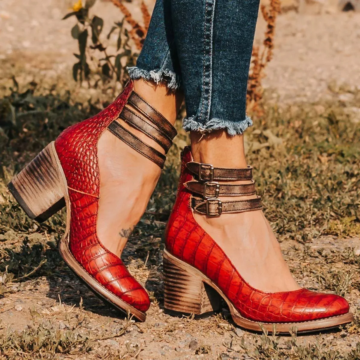 THE SIERRA LEATHER HEELS