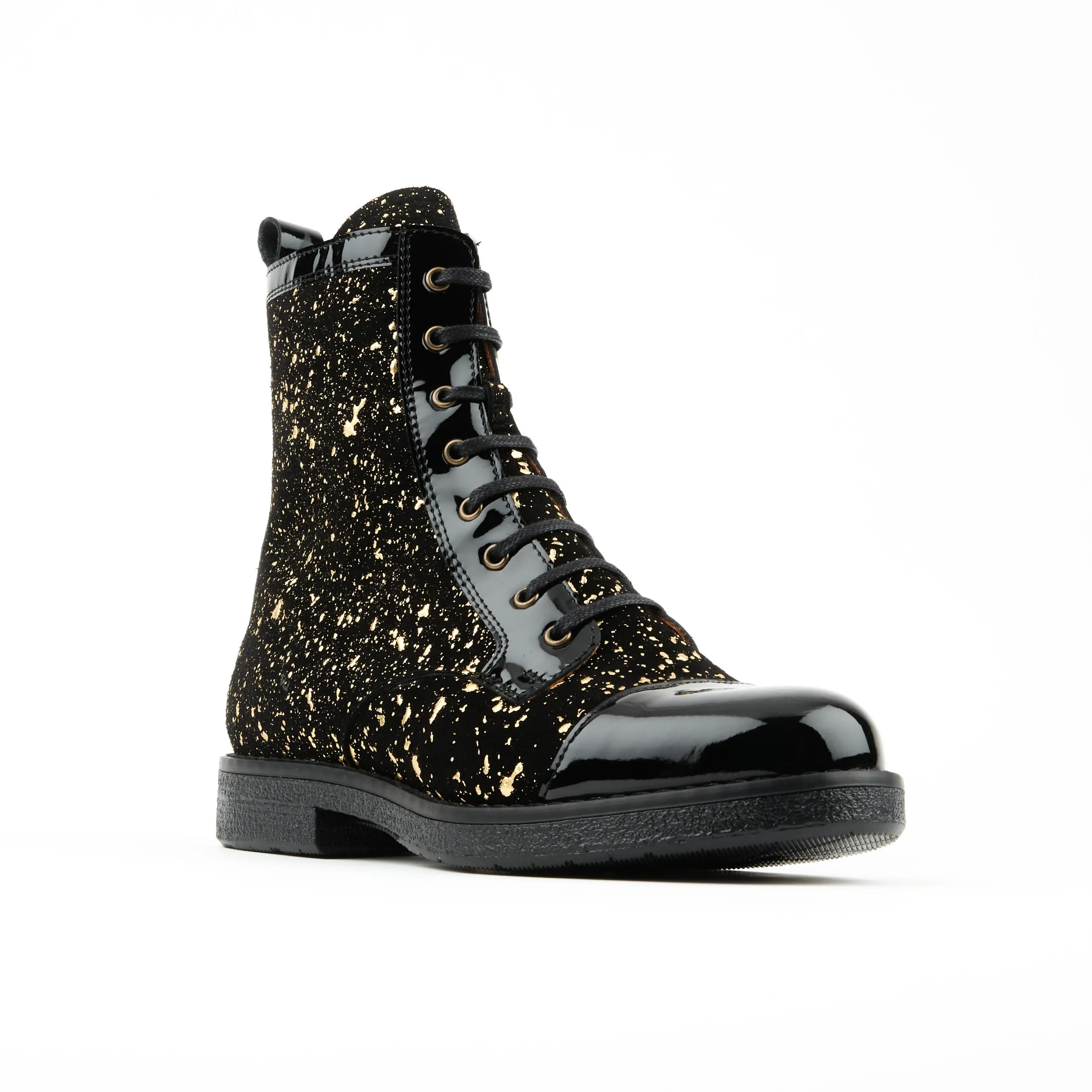 Traveller - Black & Gold