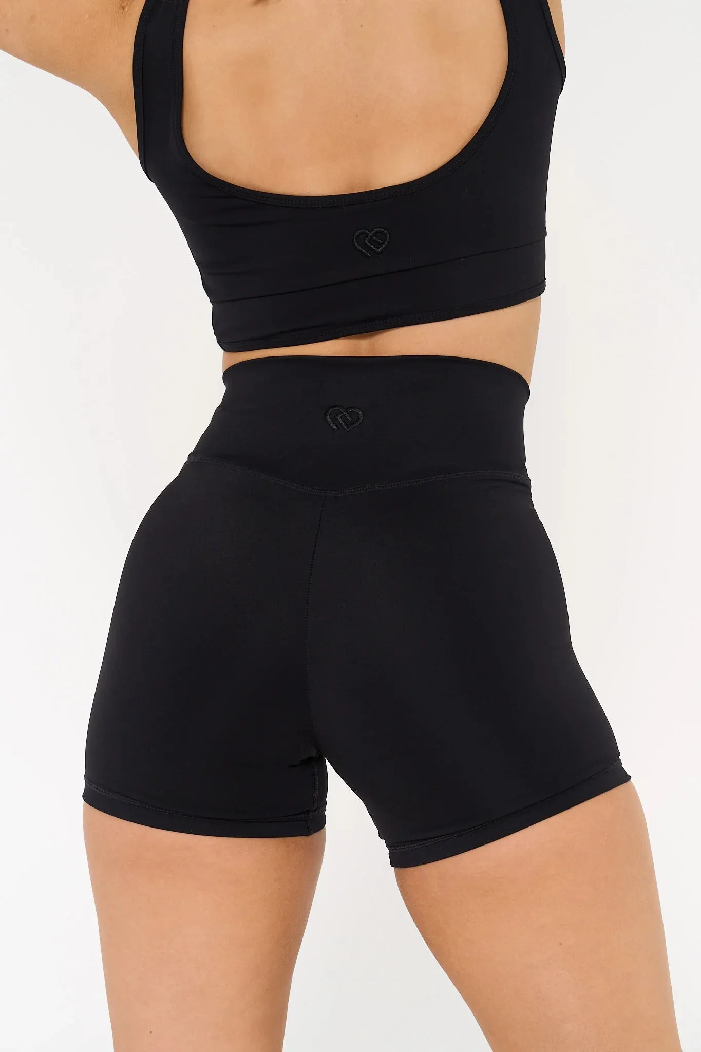 V Bike Short