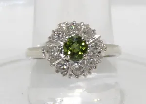 Vintage 14K Peridot & Diamond Ring