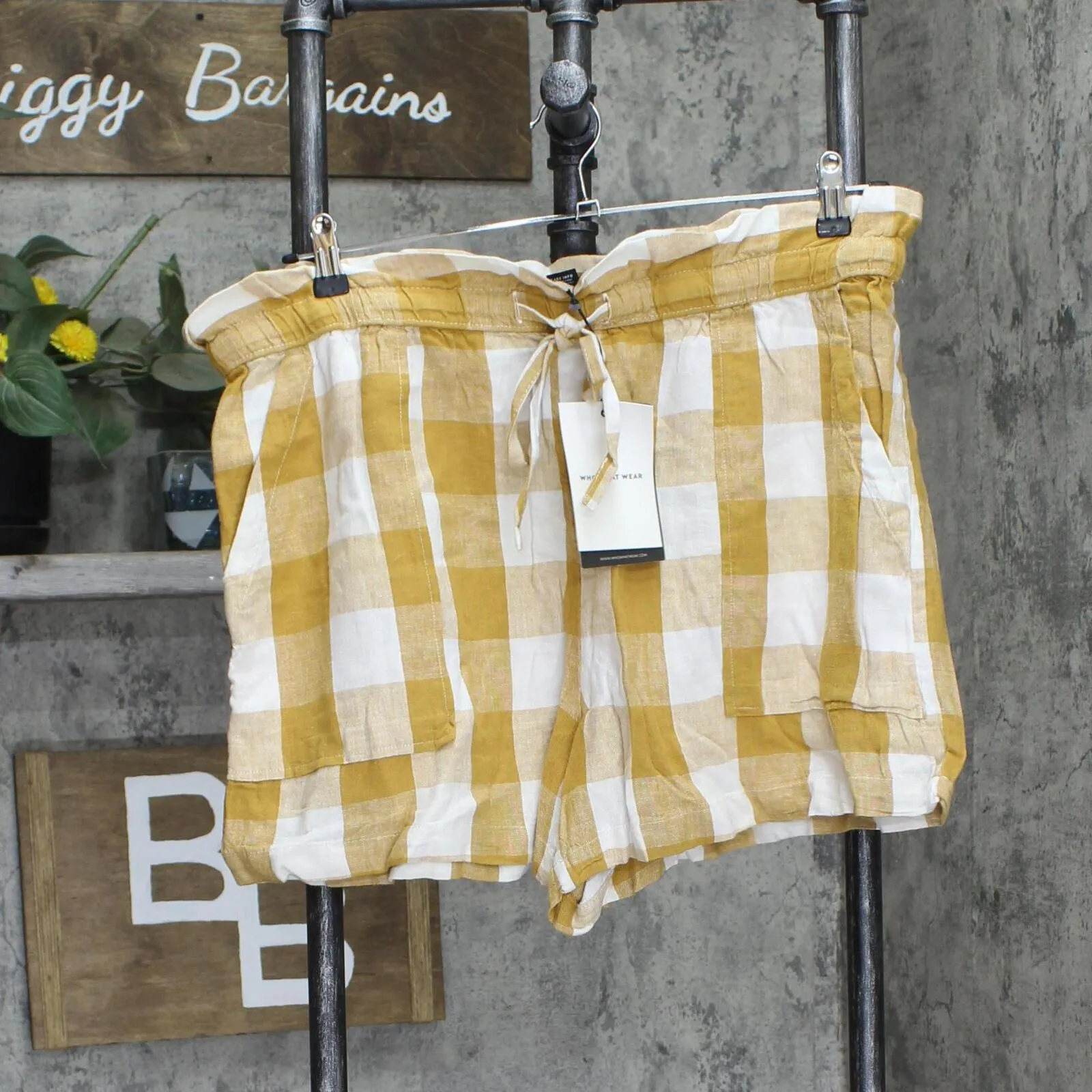 Who What Wear Women's High-Rise Paperbag Shorts 84202259