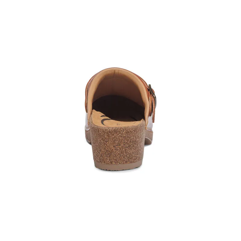 WOMEN'S AETREX BECKIE CORK CLOG | COGNAC