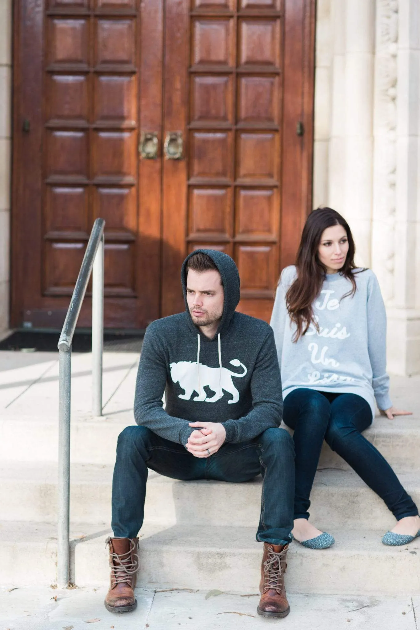 Women's - Je Suis un Lion Heather Grey Sweater