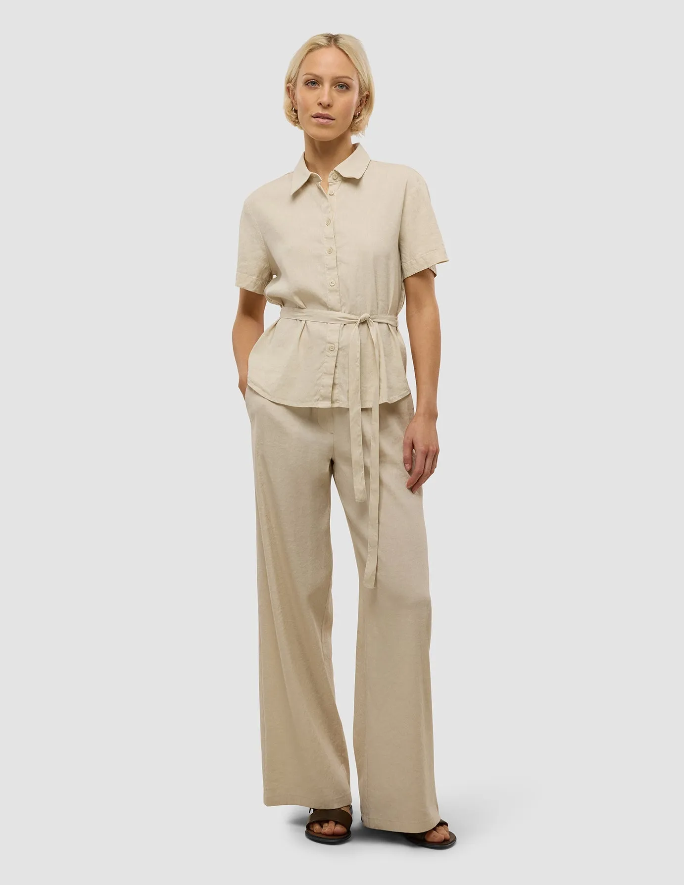 Women's Linen Shirt Short Sleeved Sandy Beige