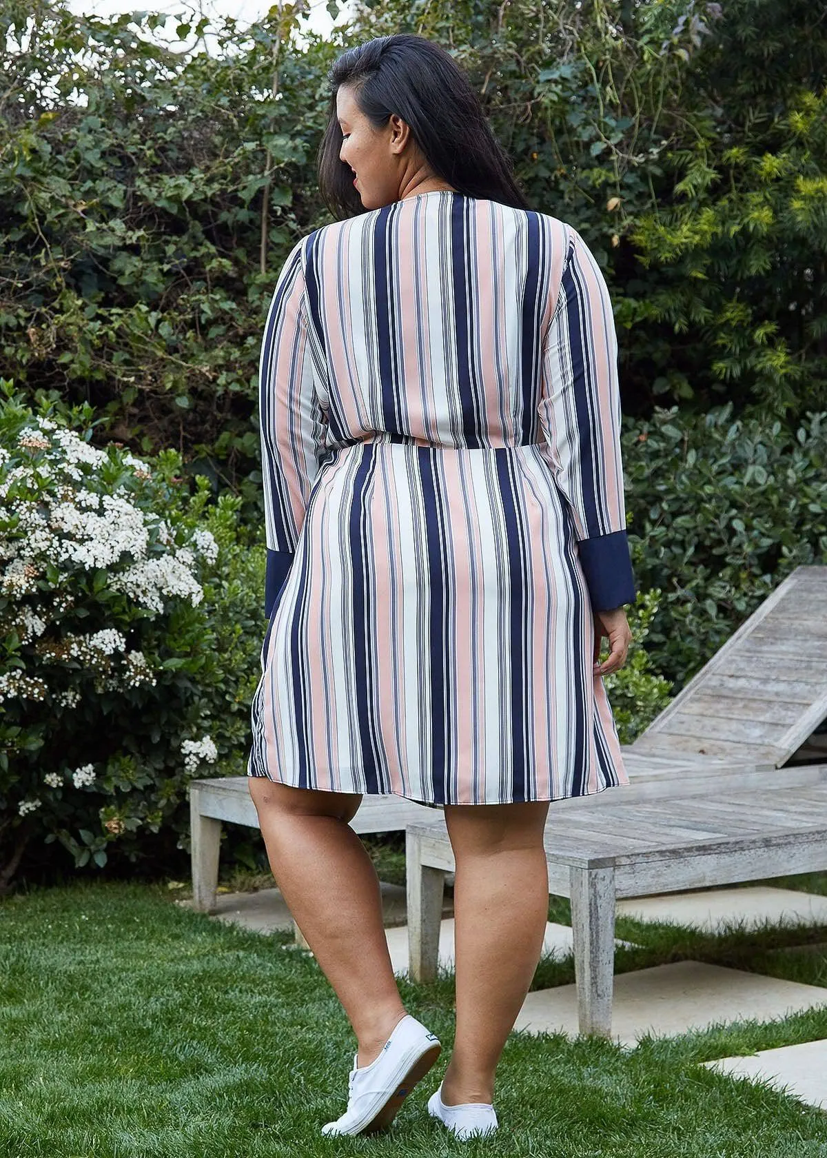Women's Plus Size Printed Wrap Dress With Cuff Binding in Multi