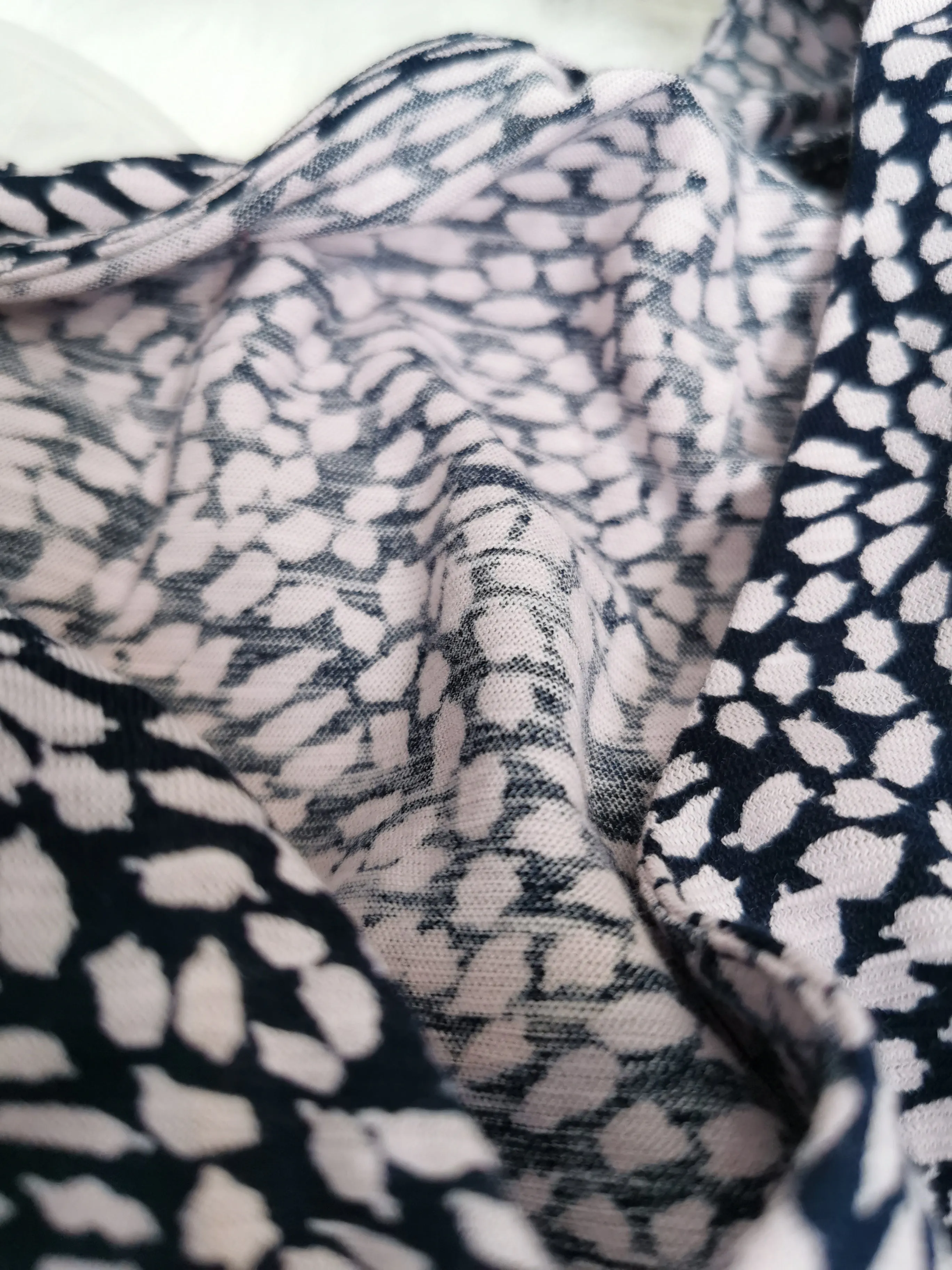 WOMENS SIZE XL - BOOB, Maternity / Nursing Dress Midnight Misty, Blue Print NWT B45