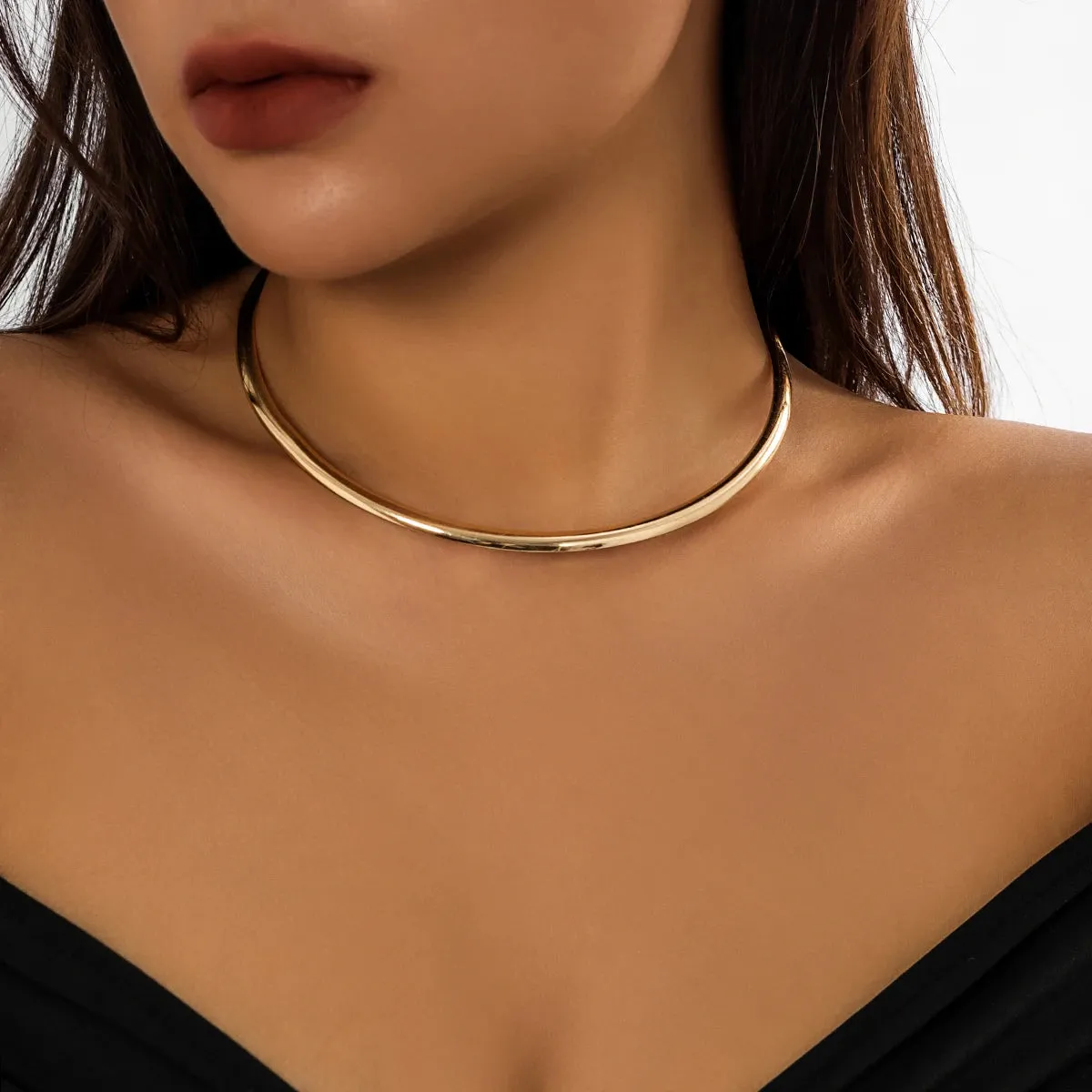 Women's Smooth Metal Round Choker Necklace Simple Gold Collar Necklace Party Jewelry Gift for Her